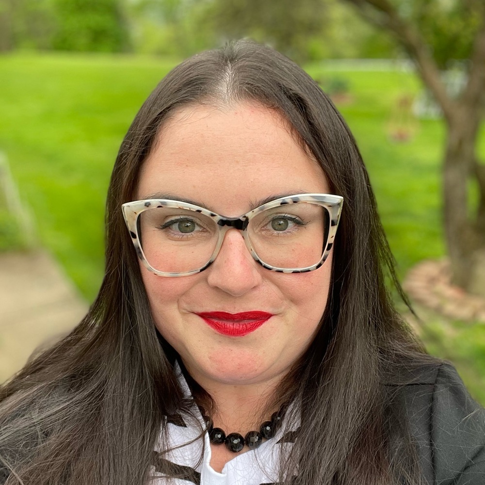 Meet your Posher, Kelly